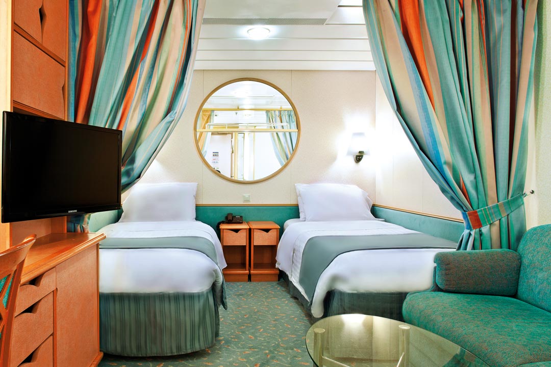 Explorer Of The Seas Cruise Deals And Deck Plans Cruisesonly